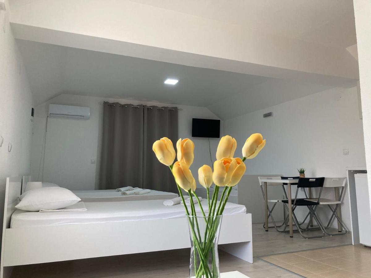 Tiki Apartments Gevgelija Bagian luar foto