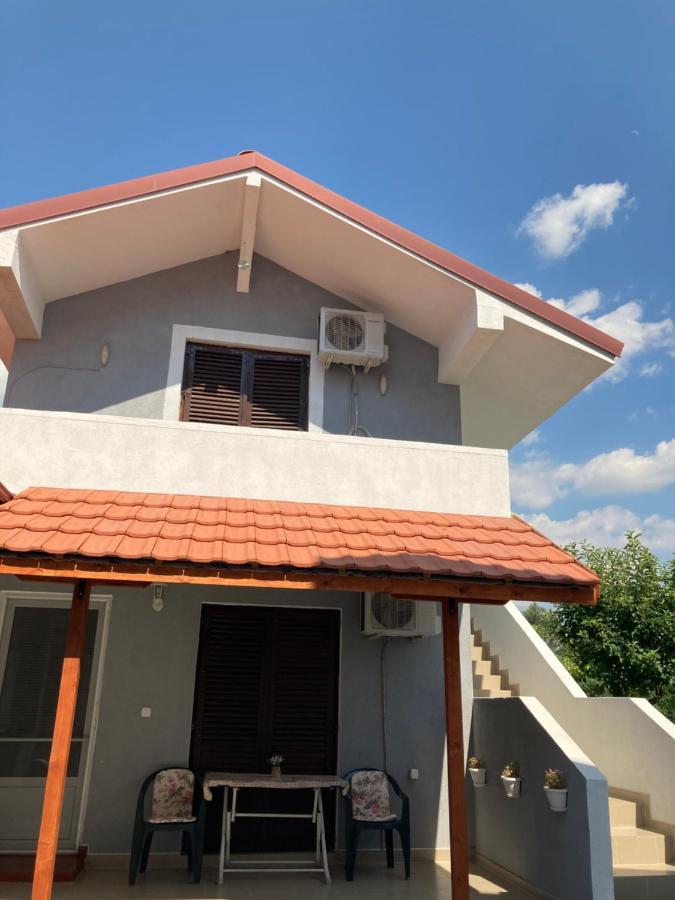 Tiki Apartments Gevgelija Bagian luar foto