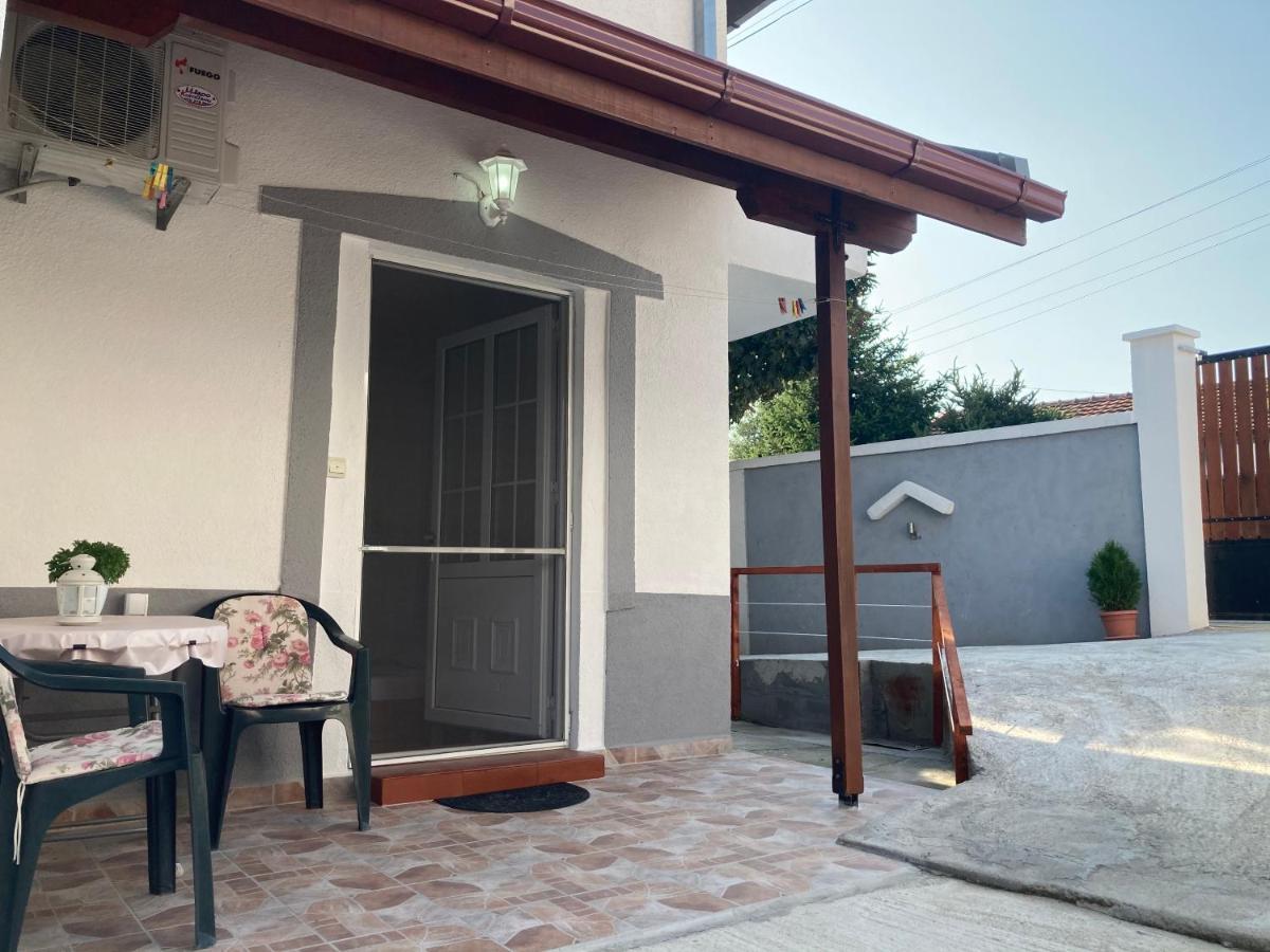 Tiki Apartments Gevgelija Bagian luar foto