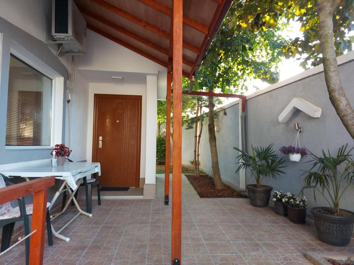 Tiki Apartments Gevgelija Bagian luar foto