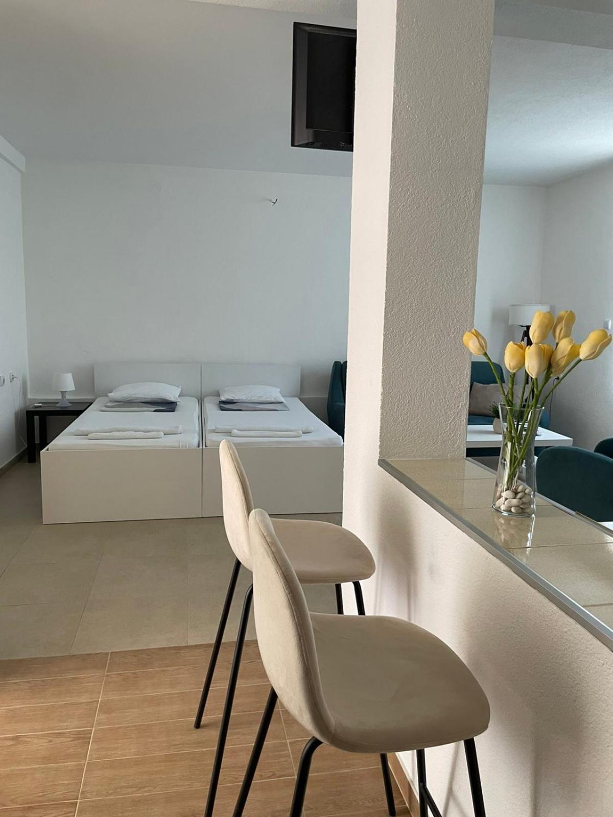 Tiki Apartments Gevgelija Bagian luar foto
