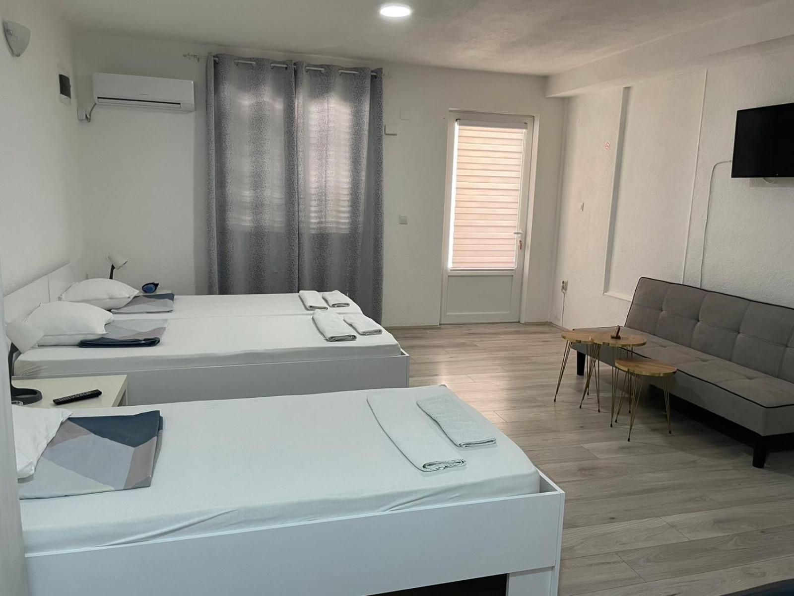 Tiki Apartments Gevgelija Bagian luar foto