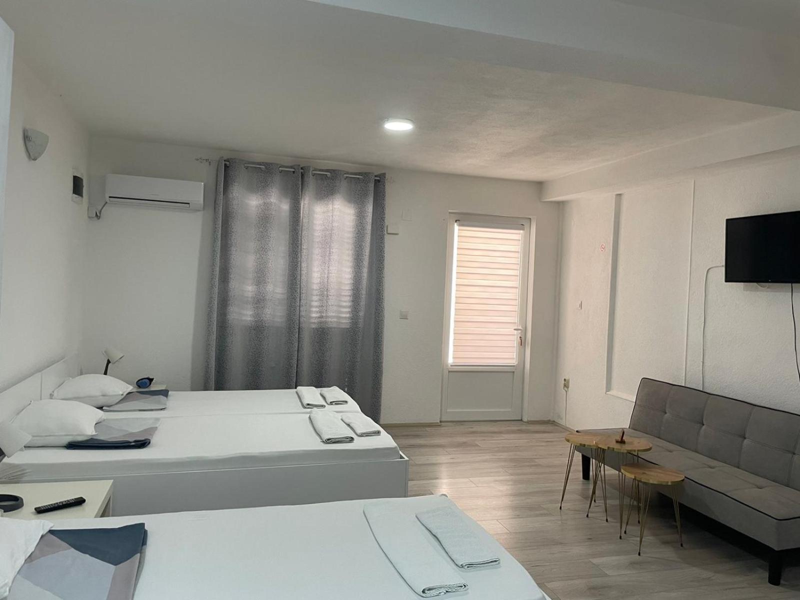 Tiki Apartments Gevgelija Bagian luar foto