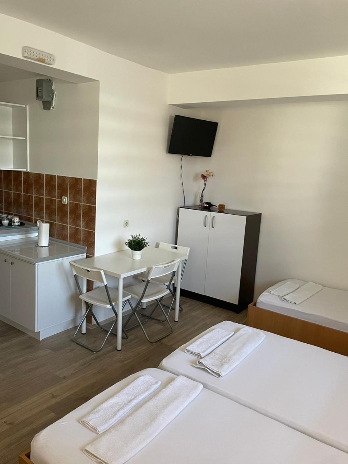 Tiki Apartments Gevgelija Bagian luar foto
